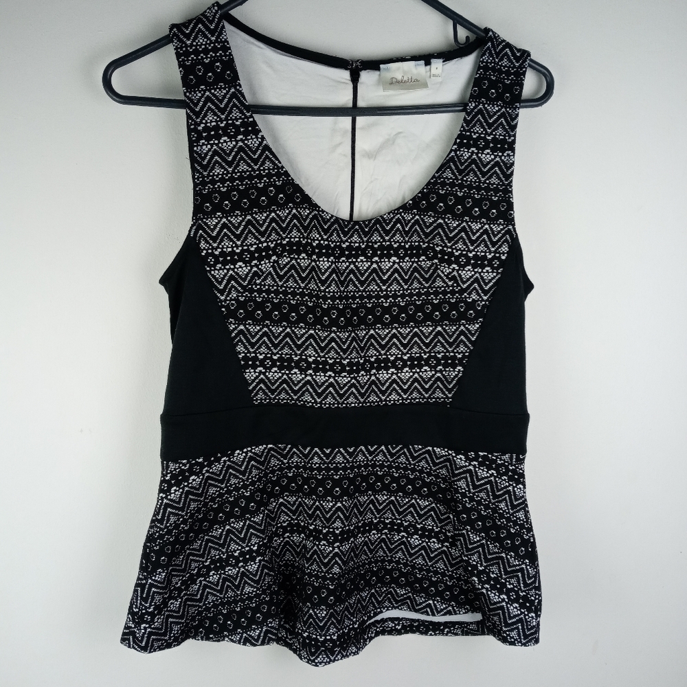 Deletta Anthropologie Sculpted Lace Peplum Top Size M